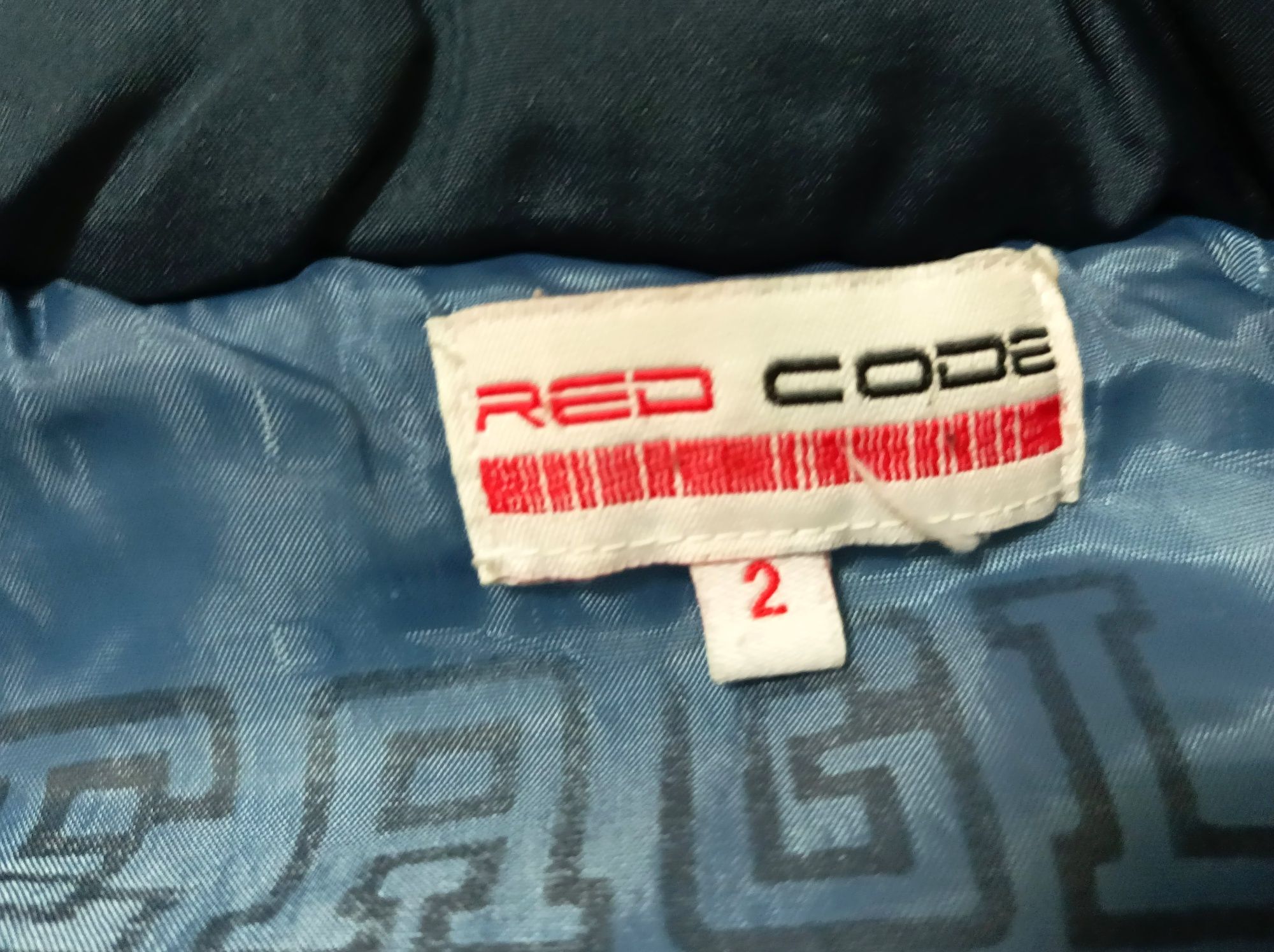 Colete acolchoado para Rapaz marca Red Code (2 anos)