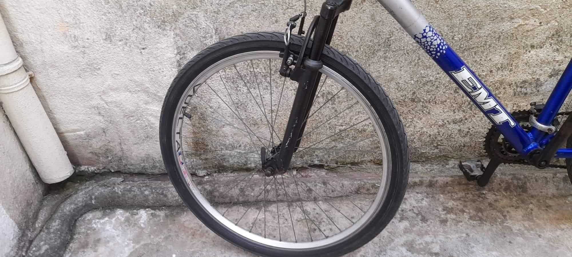 Bicicleta EMT Octane