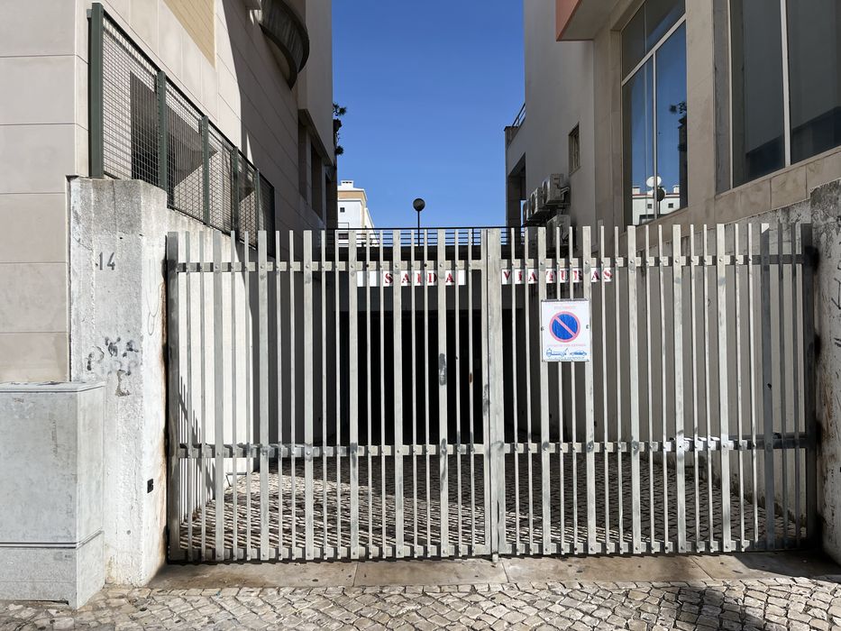 Garagem Laranjeiro 20m2