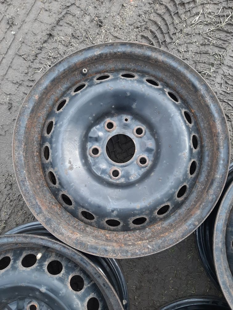 4 szt Felgi Stalowe et40 r 16 Nissan Renault 5x114,3