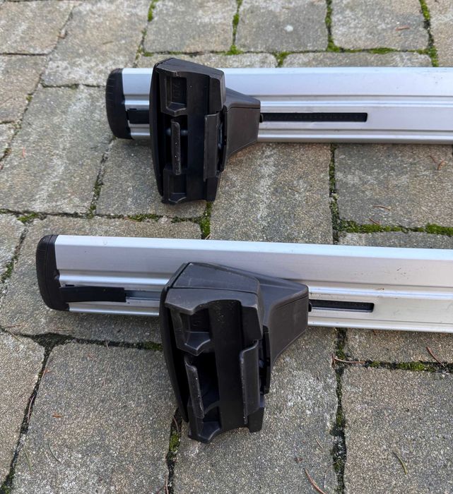 Kompletny bagażnik dachowy Thule