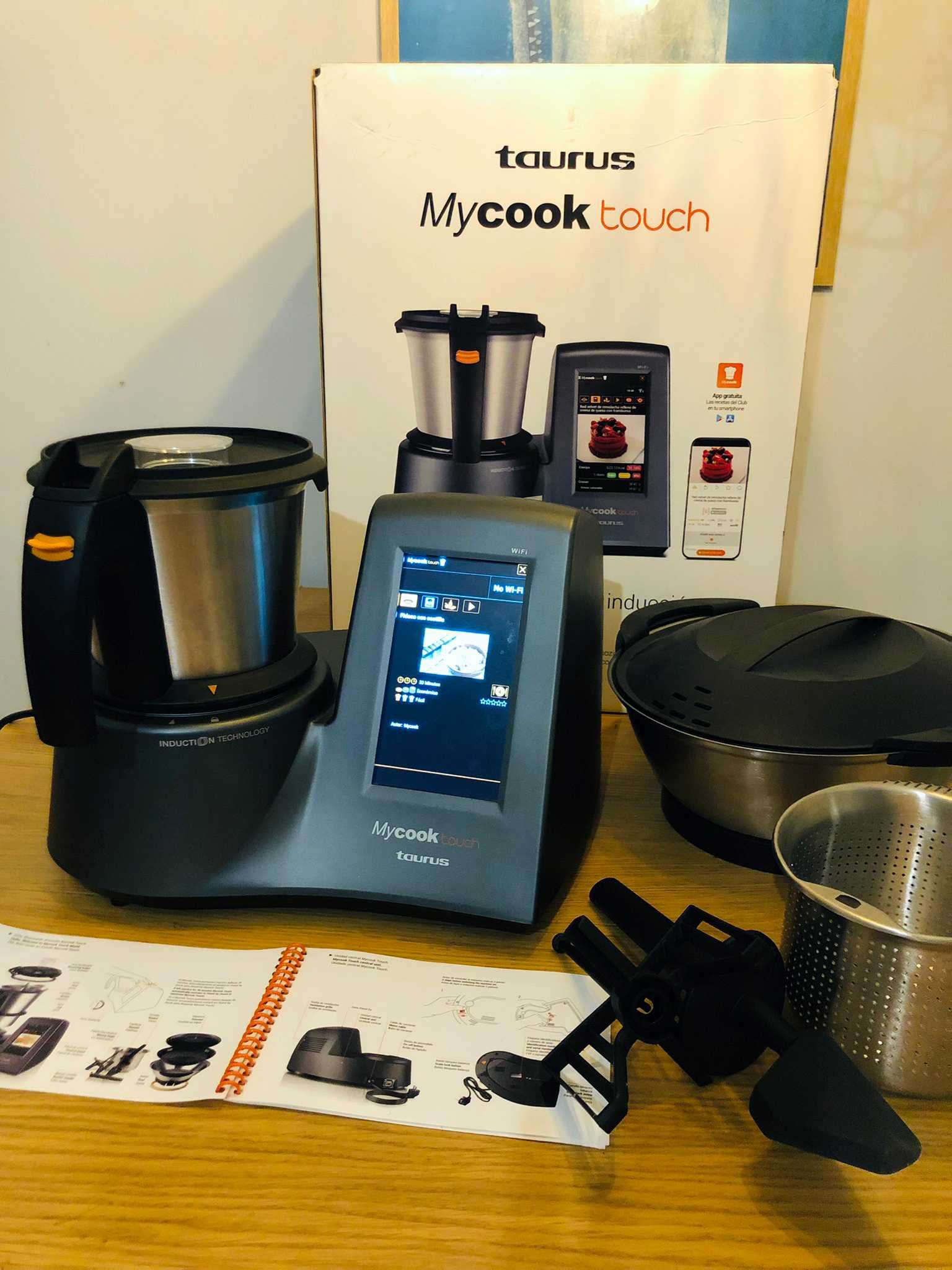 Inteligentny robot kuchenny Taurus MyCook Touch