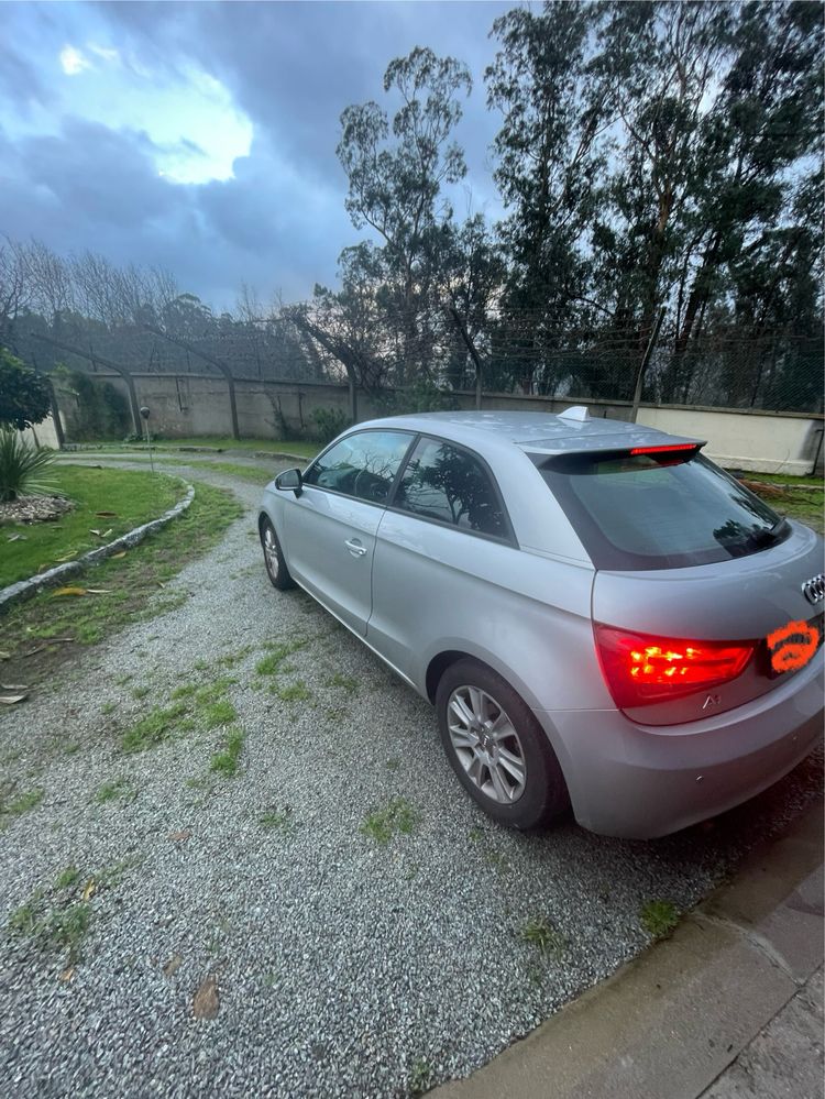 Audi A1 TSFI 1.2 gasolina e GPL
