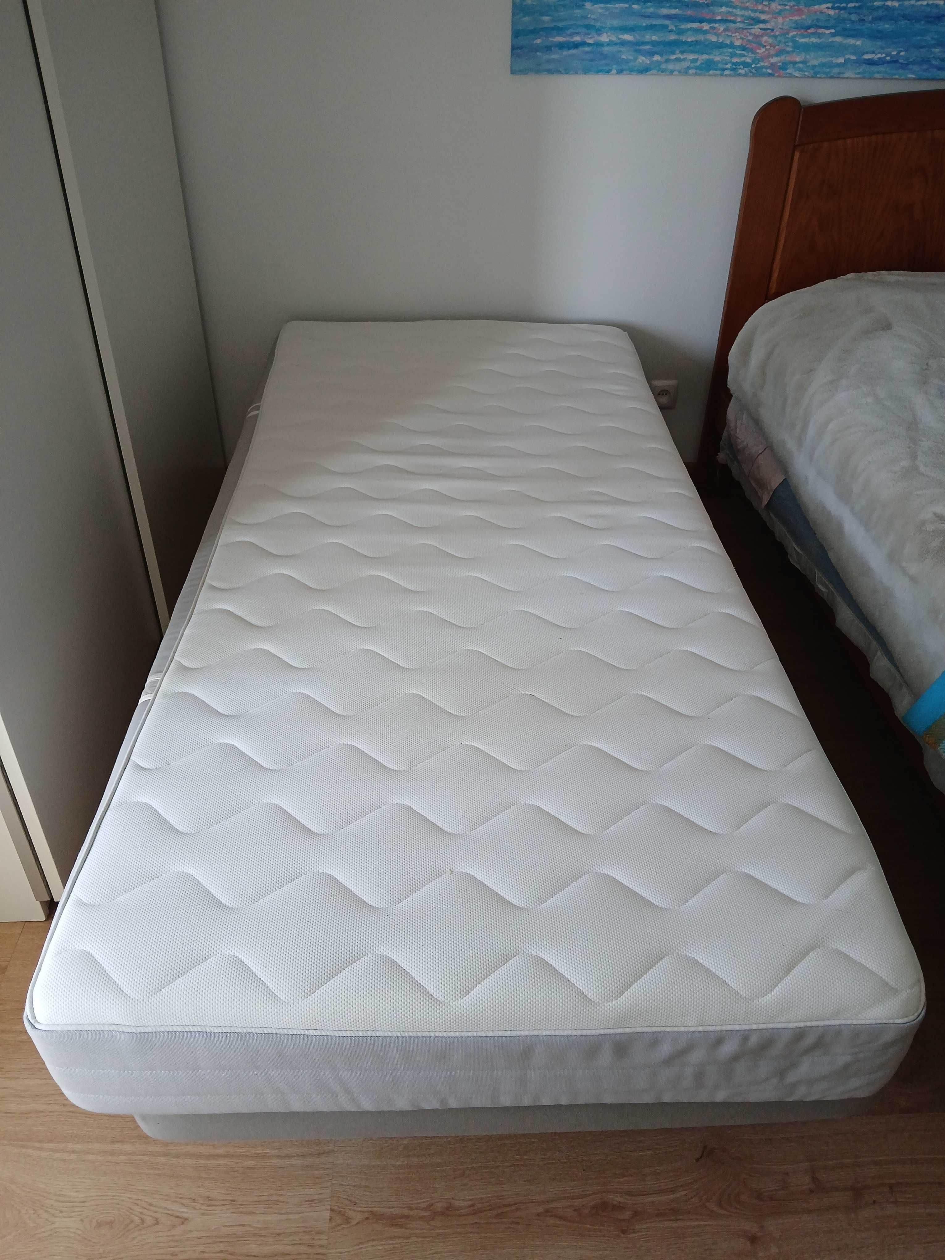 Cama de solteiro " Somier" com colchão