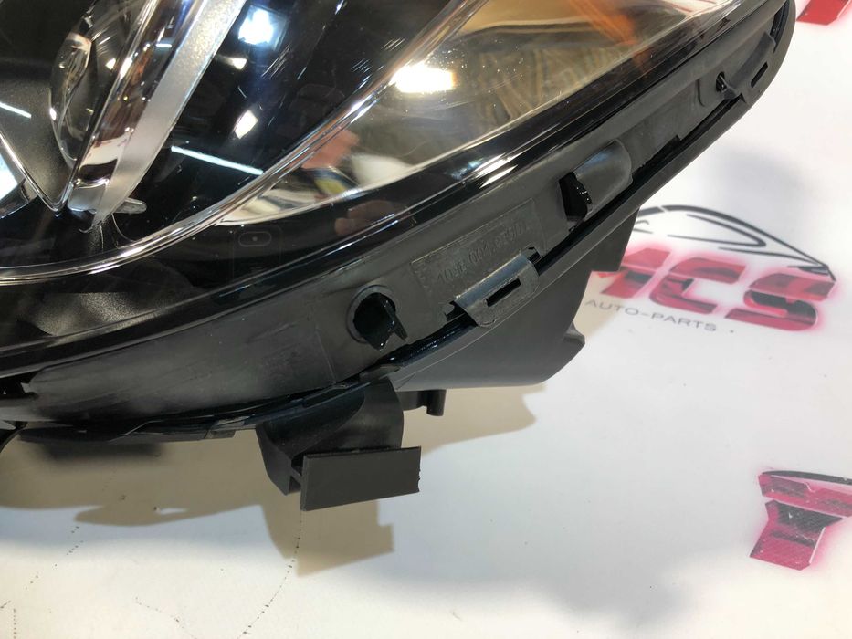 Farol Frente Otica MERCEDES CLA W117 LED Esquerdo Original