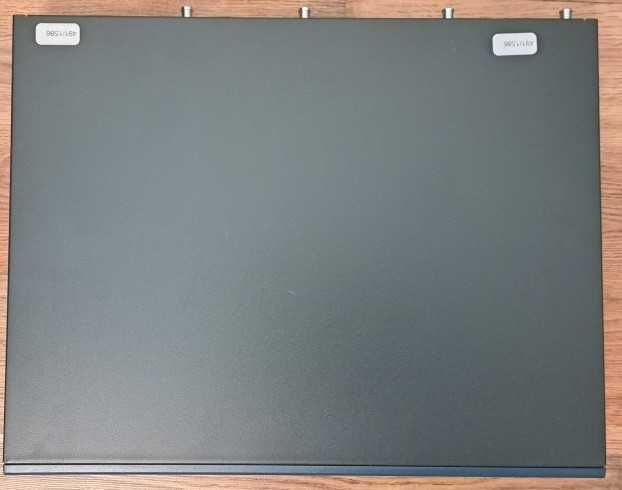 Router CISCO 1841, 1U