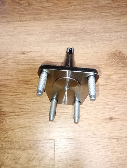 Ступиця задня цапфа 13R Lanos Sens