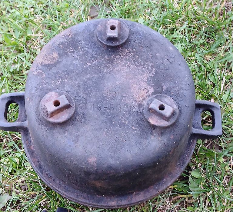 Kociołek żeliwny 5L