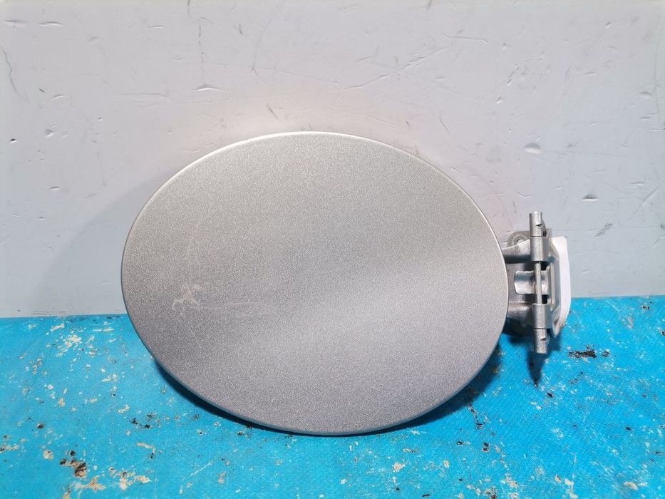 MAZDA 5 CR KLAPKA WLEWU PALIWA 22R