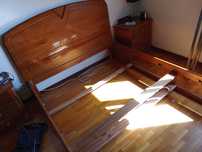 Vendo cama de madeira