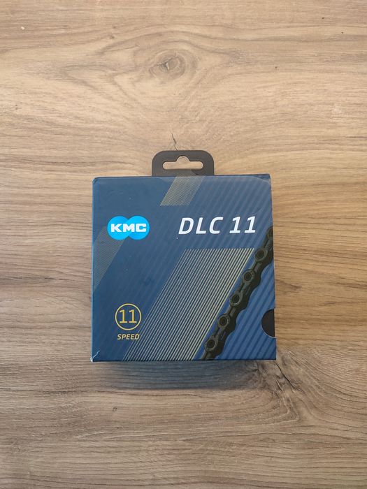 Łańcuch KMC DLC 11 Black 11s