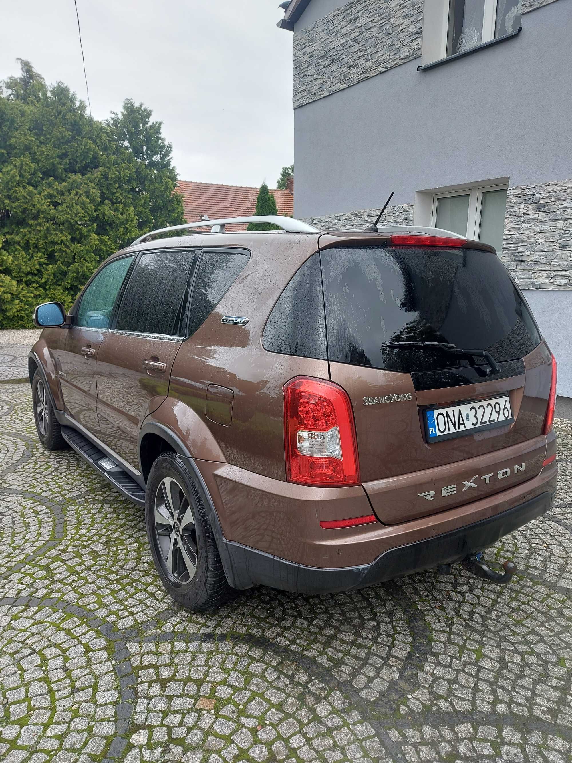 Rexton 2016r. 7 osob. 2.2diesel 170KM
