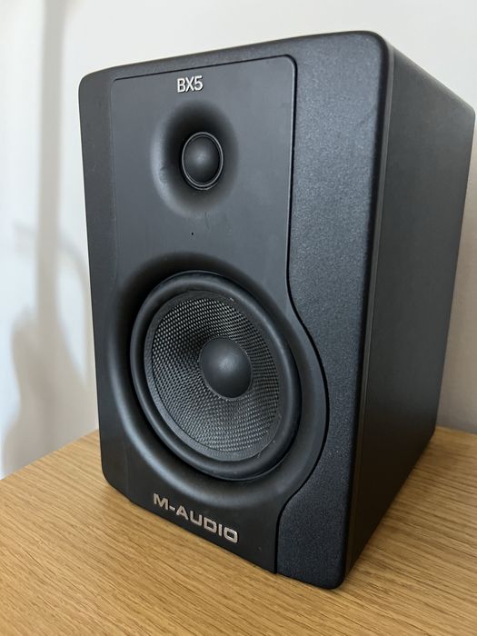 M-Audio BX5 - Par de colunas monitores