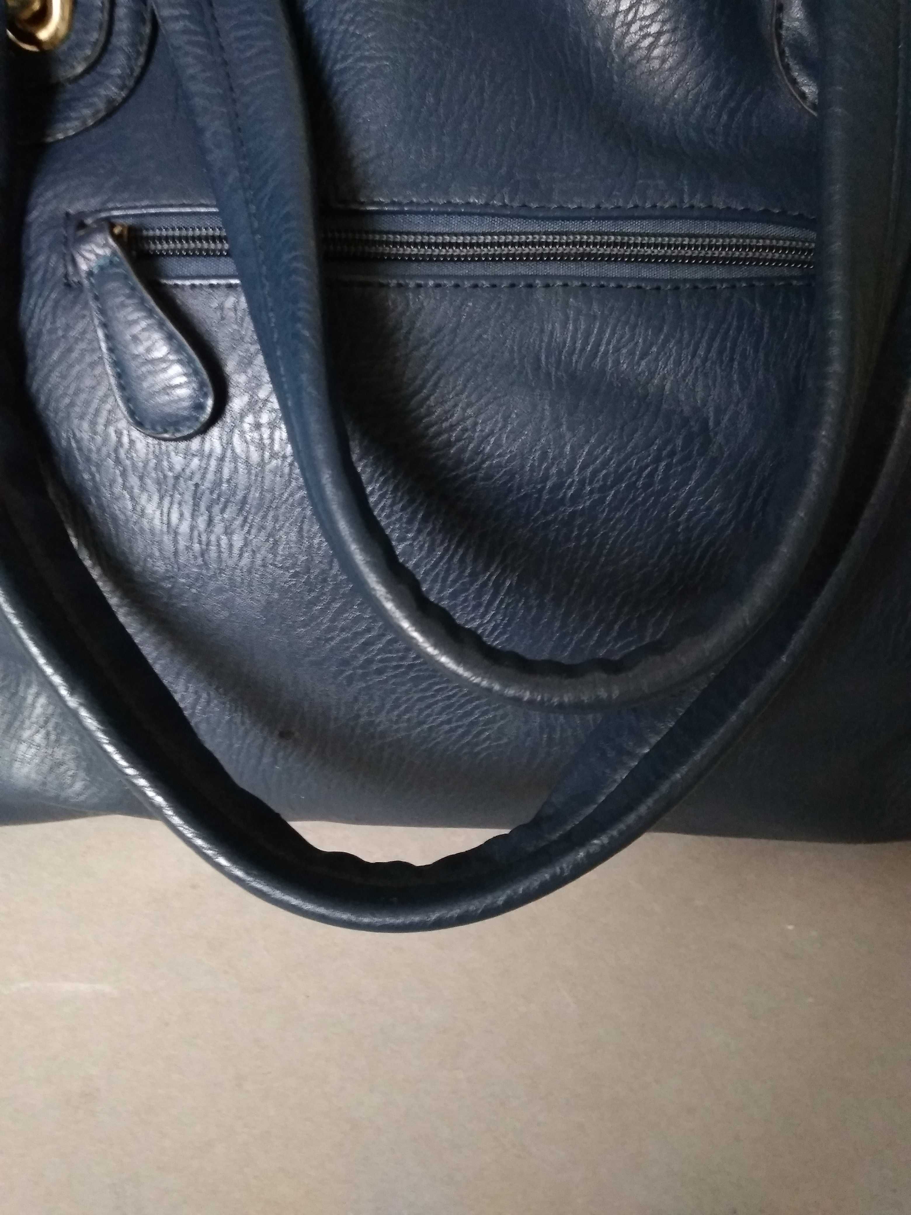 сумка сумочка темно синяя 1 отделение на молнии кожзам 35х28х13 см