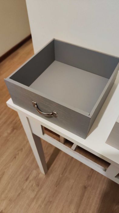 Mesa de Entrada/ Consola