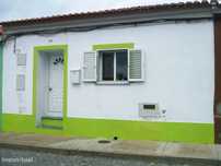 Moradia Térrea Com Quintal