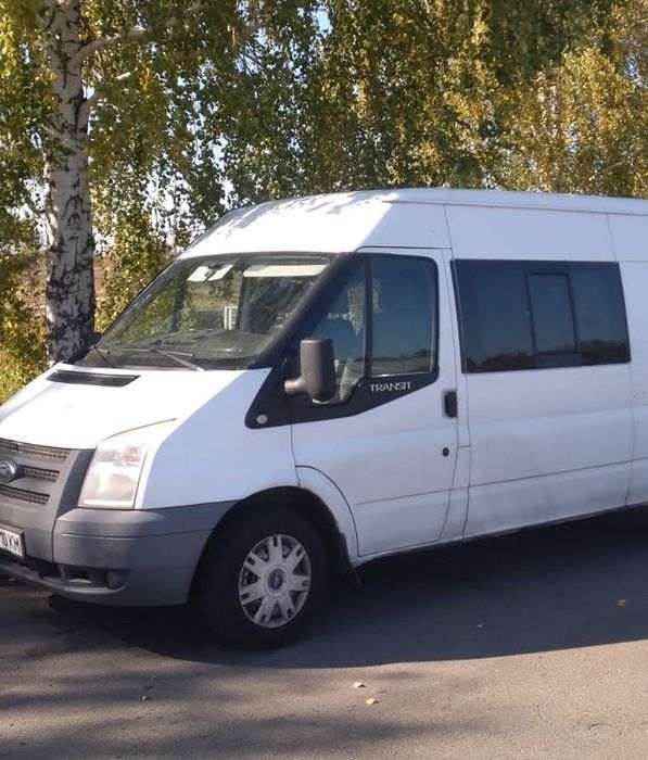 Перевезення  бусом по Києву та Україні, 1,5 т вантажу, до 5 пасажирів