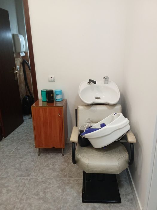 Moveis usados para cabeleireiros