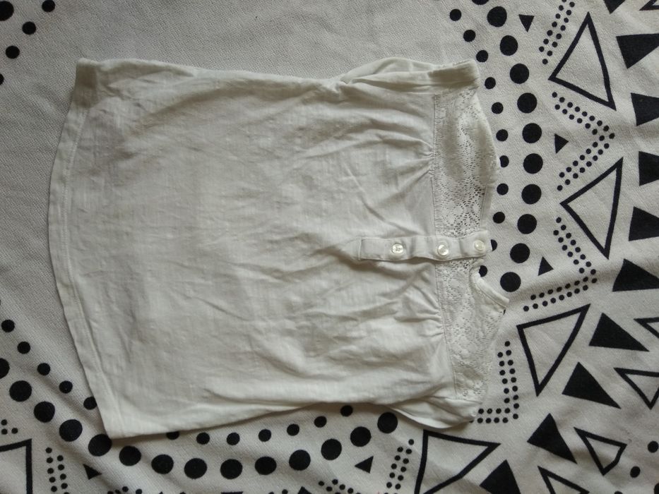 Biała elegancka bluzka z krótkim rękawem 98 Next