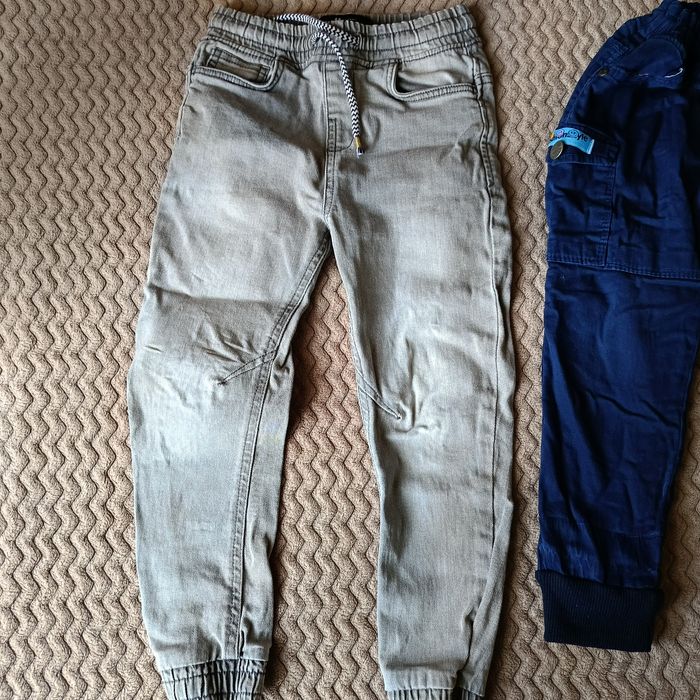 Джинси джогери на хлопчика 104.