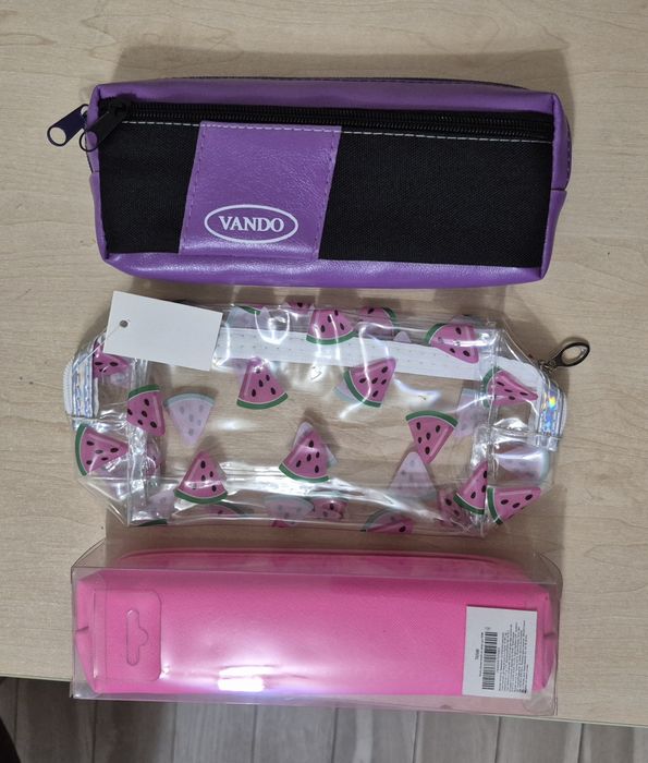 Канцелярия ручки, тетради