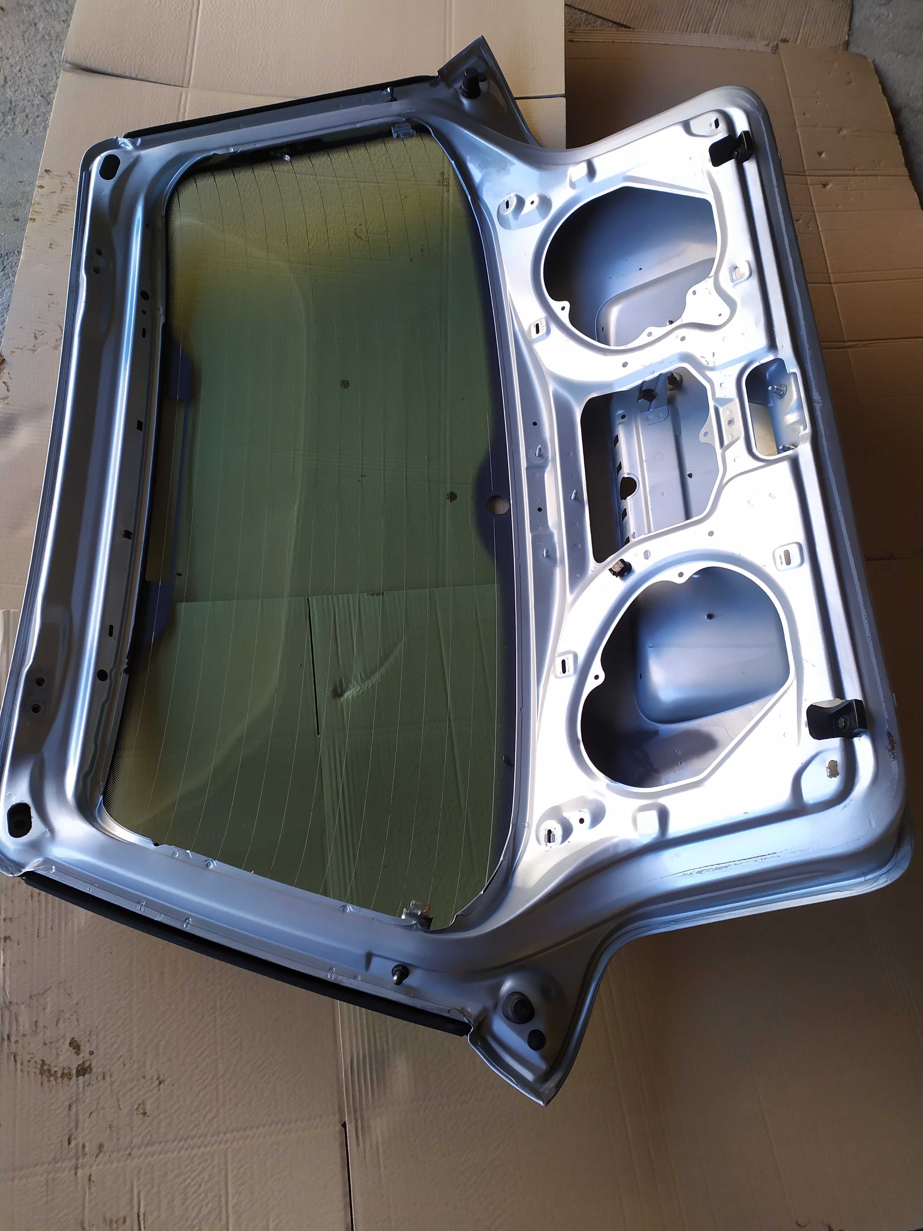 Porta bagagem de  Audi A4 AFN Avant b5 1.9 TDI 110cv