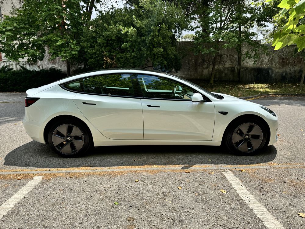 Tesla Model 3 dual motor