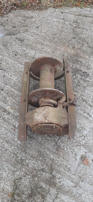 Wyciągarka GAZ 63, na części, wojskowa