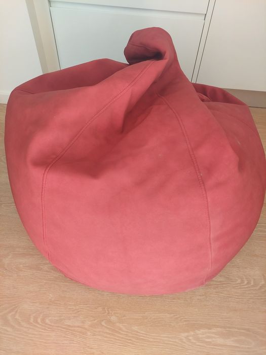 Vendo Puff Vermelho
