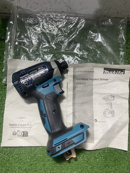 Акумуляторний Ударний Шурупокрут  імпакт Makita DTD153 макіта