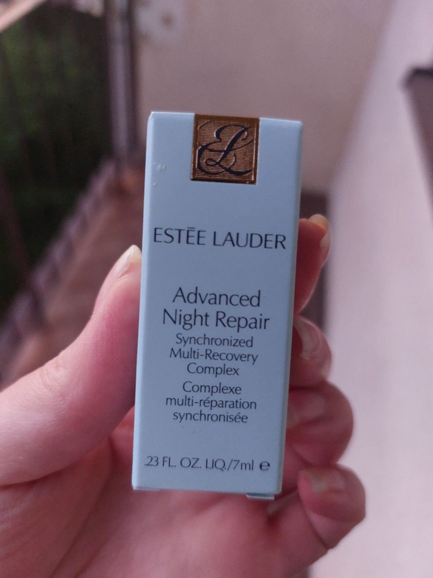 Estee lauder advanced night repair serum