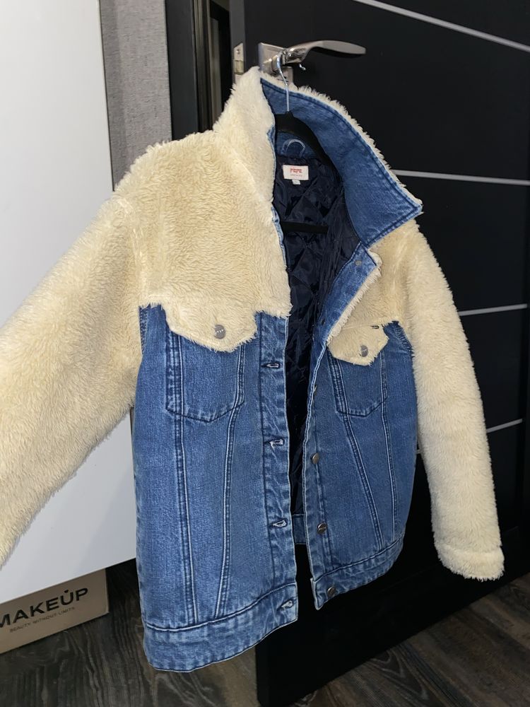 Джинсова курточка