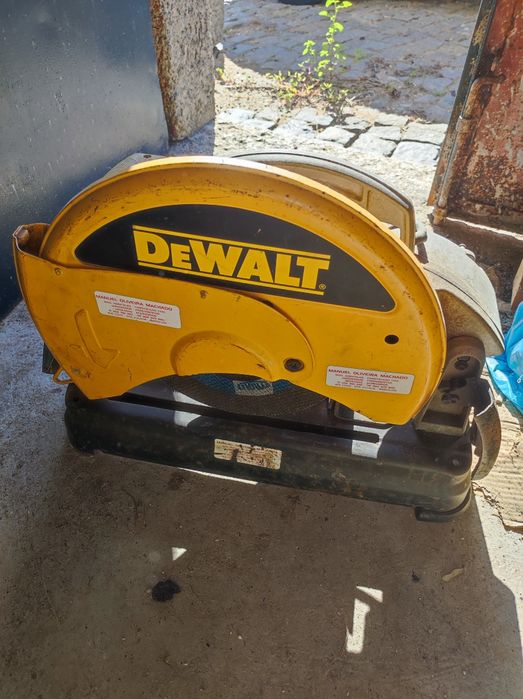 Máquina de corte dewalt