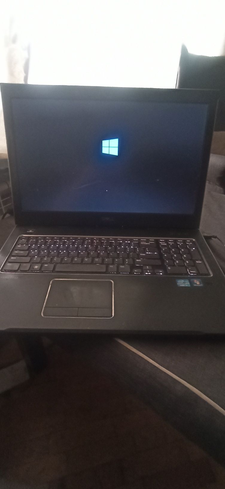Laptop Dell 3750 17c i7