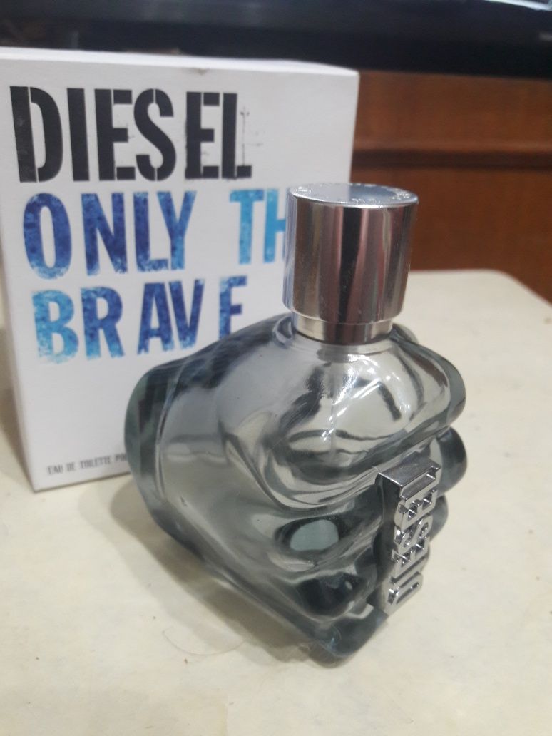 Бутылка от парфюма Diesel