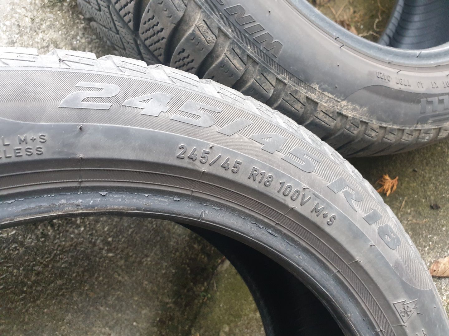 Opony zimowe 2020 Pirelli 245/45/18 5mm bieżnika