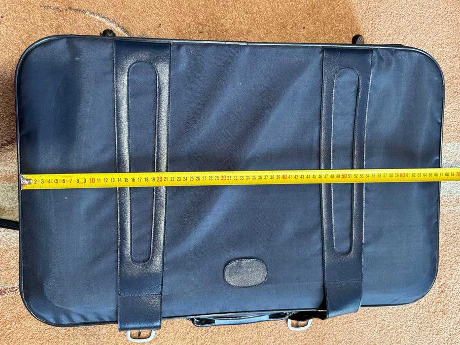 Sprzedam komplet 2 walizek