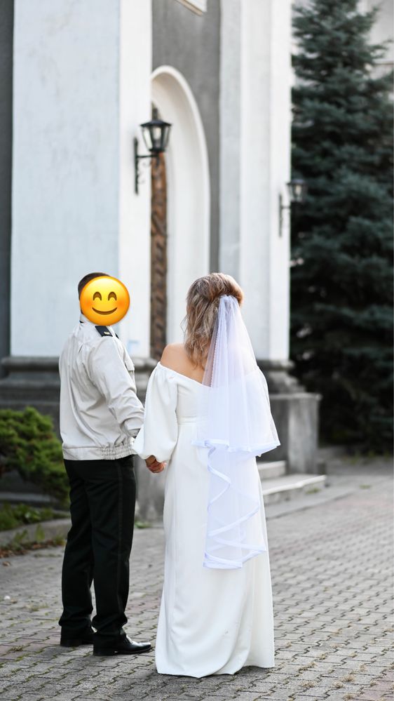 Весільна сукня бежева