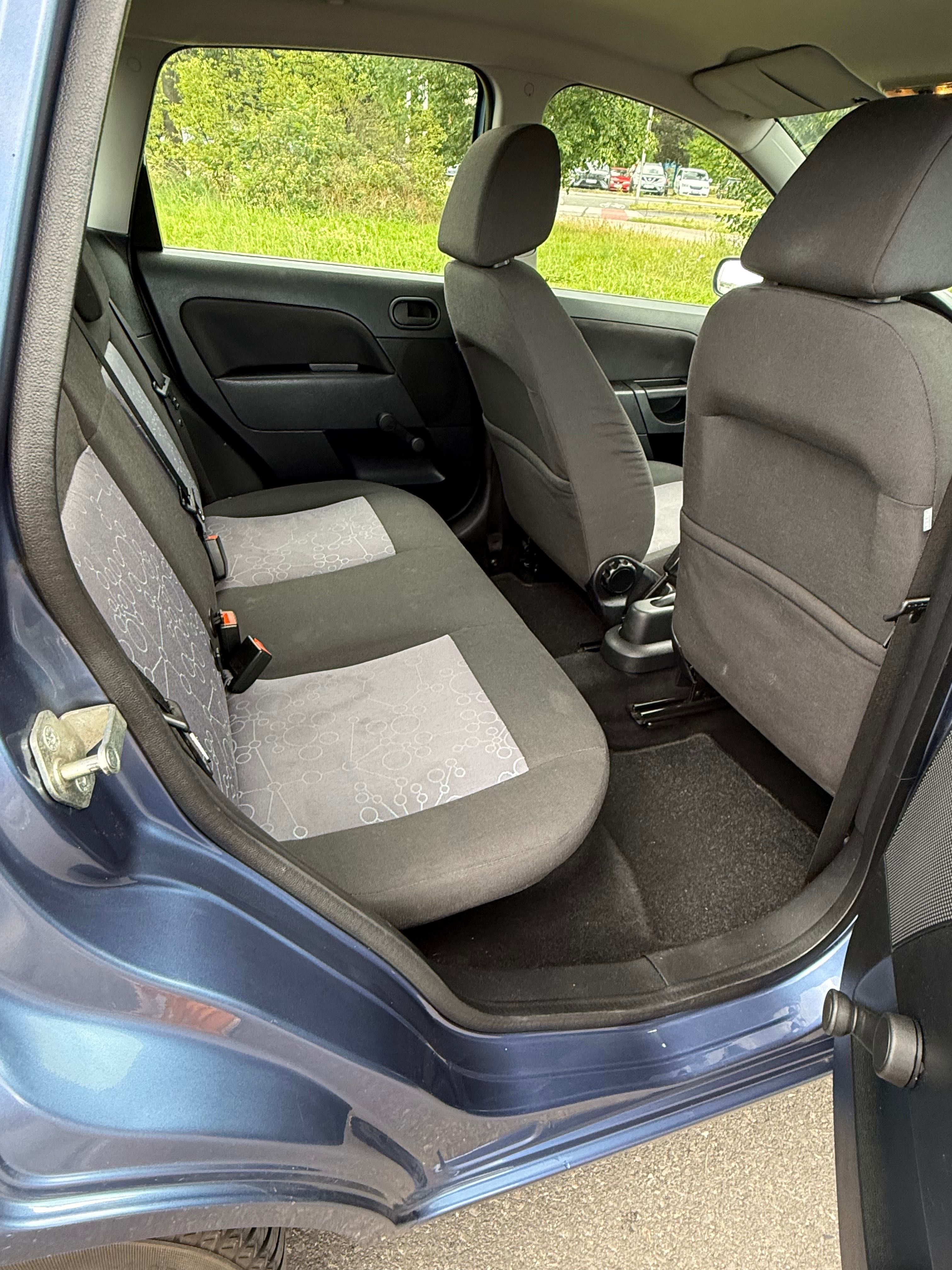Ford fiesta 2006 1,3 benzyna niezawodny silnik
