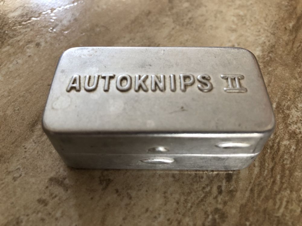 Haka Autoknips Mod. 2 de ano 1930 para Selfie