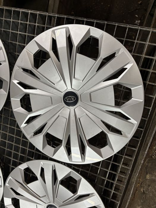 Piękne kołpaki Kia 17”