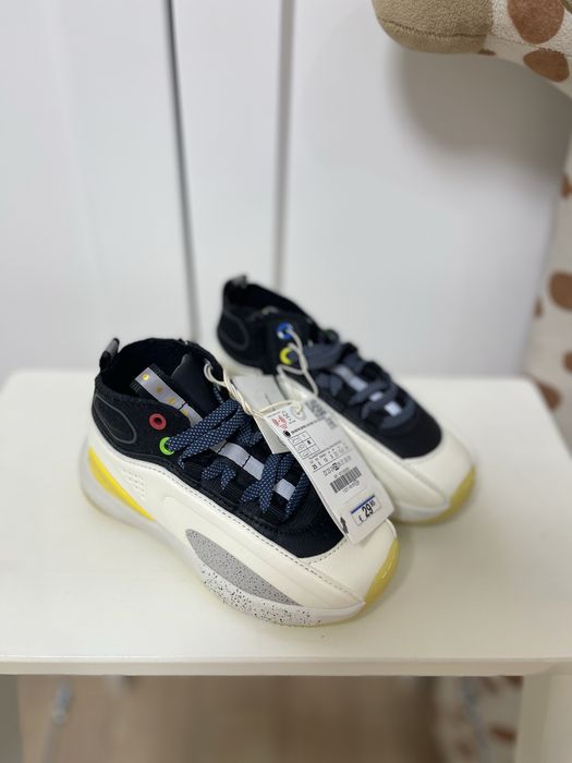 Кросівки кроссовки Zara 22-13.5 кеди хайтопи