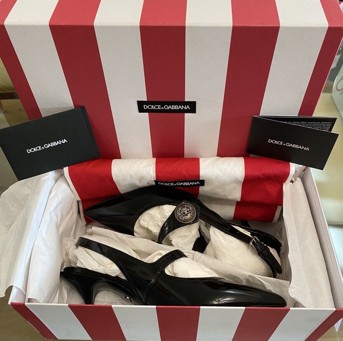 Sandálias / Sapatos Dolce&Gabbana Couro 39 Etiqueta