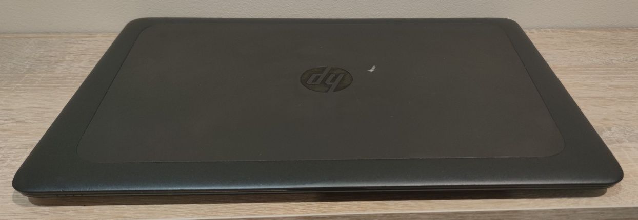 HP ZBook 15u G4 i7 7th 16GB DDR4 SSD m.2 256GB AMD FirePro 2GB