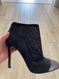 Buty Bershka czarne r.40