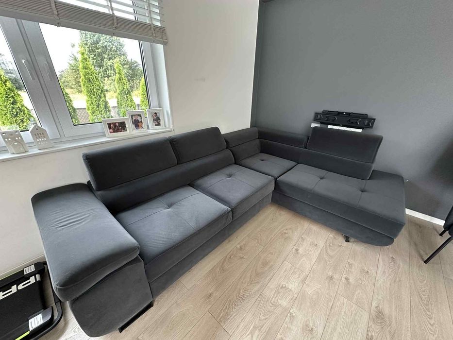 Welurowy naroznik z funkcją spania 275x202 prawy Anton