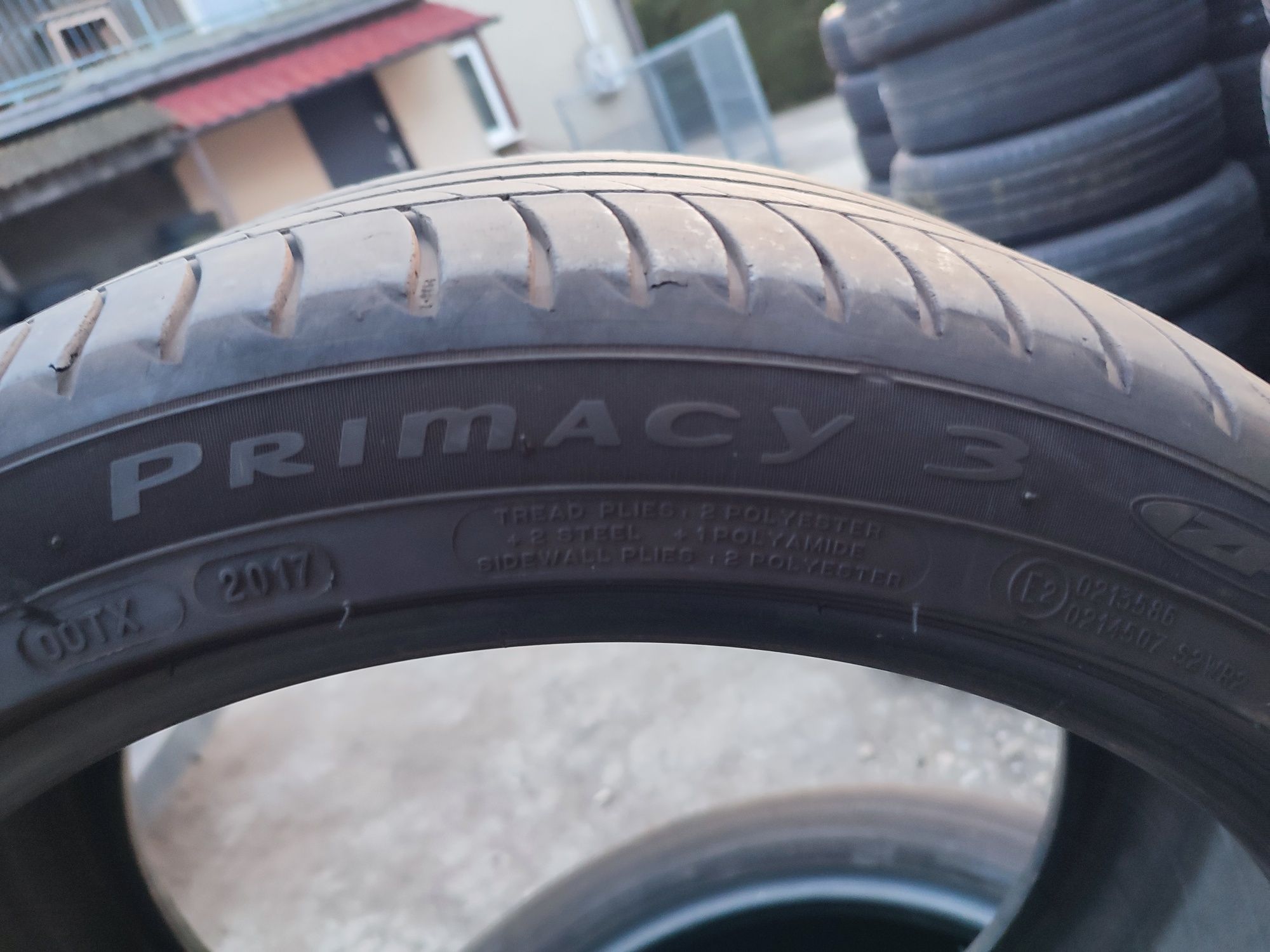 Pojedyncza opona Michelin Primacy3 245/40/19 98Y