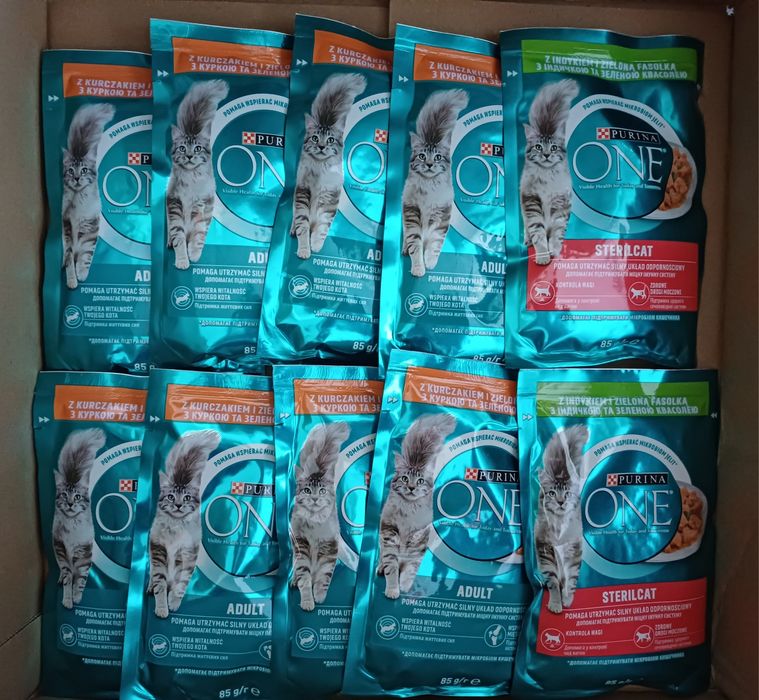 10 saszetek Purina One dla kota