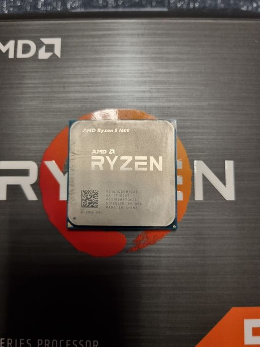 AMD RYZEN   5 1600