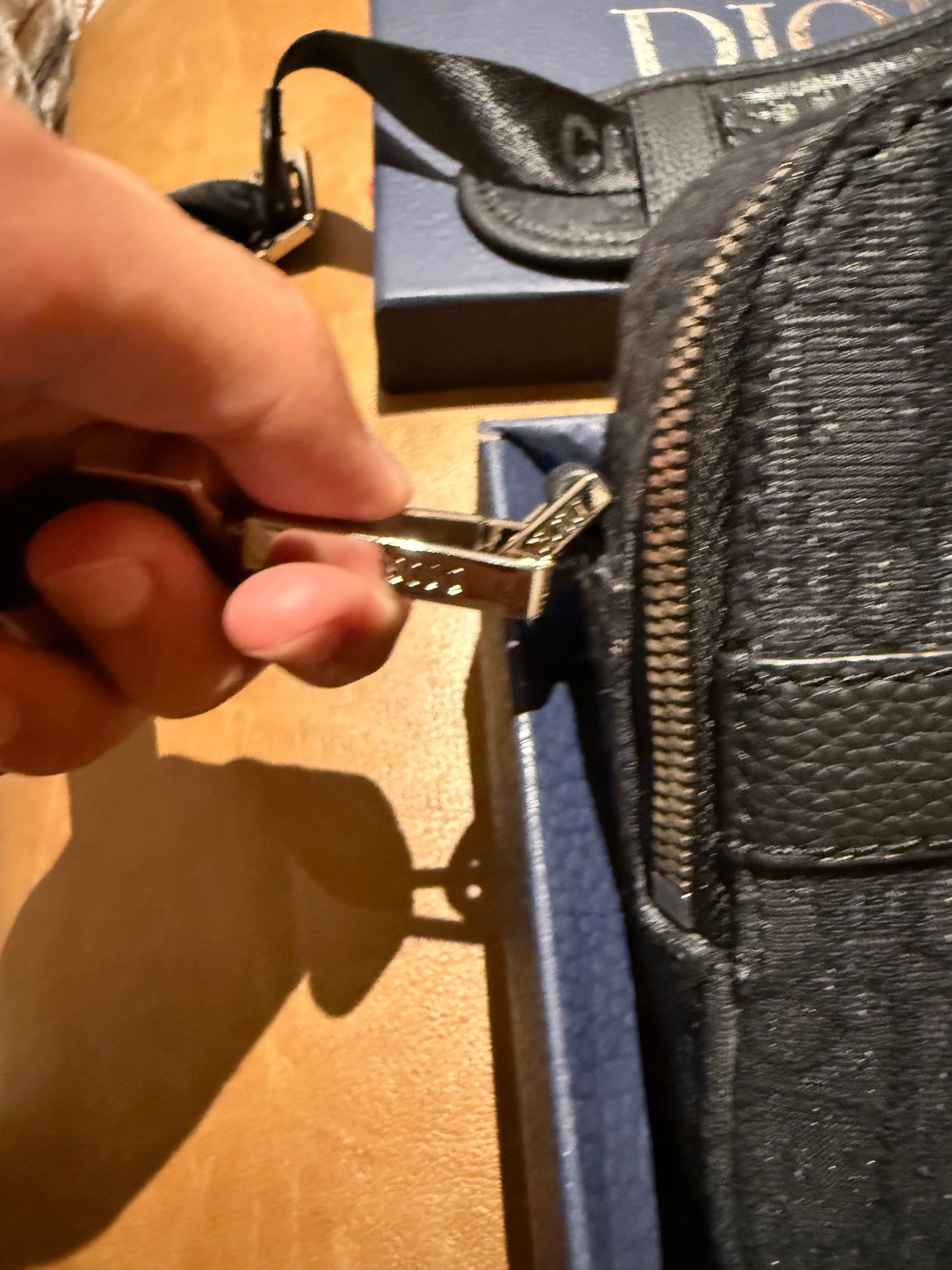 Bolsa Dior preta unissex